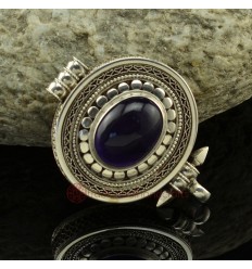 Fine Quality Tibetan Buddhist  Silver with Amethyst Stone Pendant From Patan, Nepal.